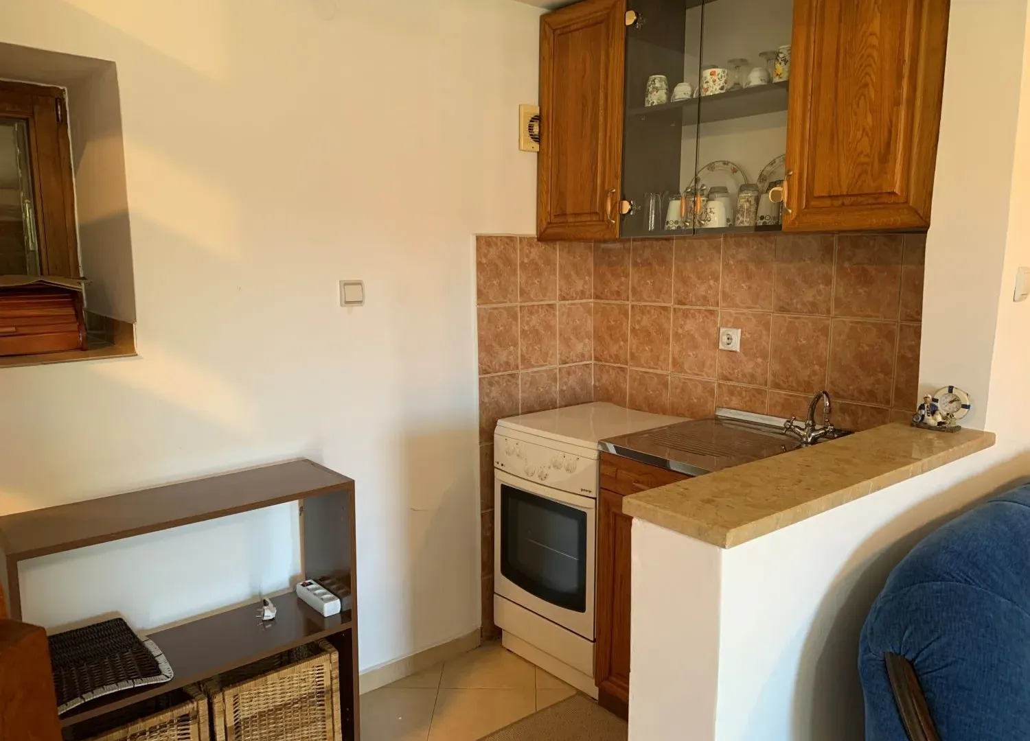 Izdavanje, kuća, 70m², Tivat, Crna Gora