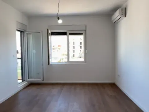 Prodaja, jednosoban stan, 46m², Zabjelo, Podgorica - image 3