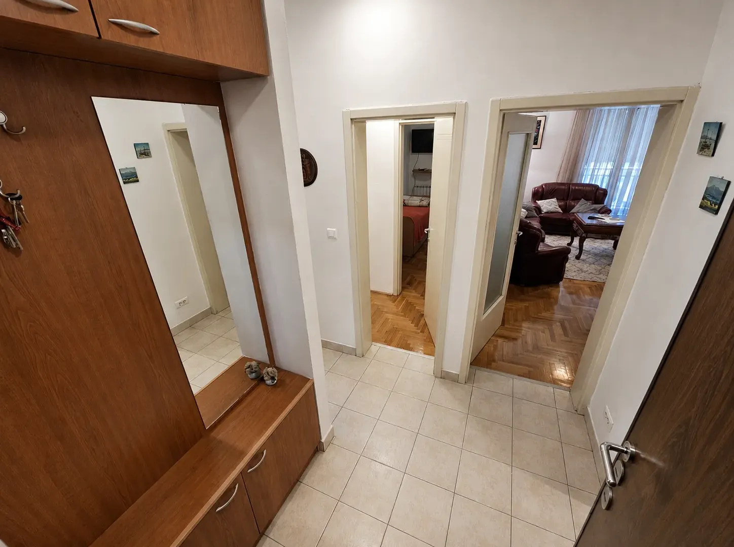 Izdavanje, dvosoban stan, 75m², Preko Morače, Podgorica