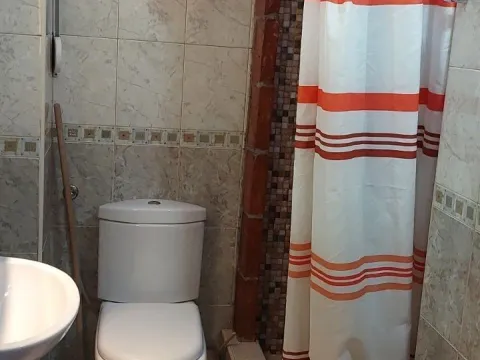 Izdavanje, dvosoban stan, 100m², Bjeliši, Bar - image 4