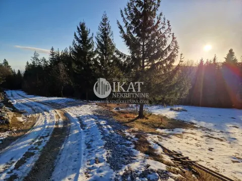 Sale, land lot, 1100m², Tara, Srbija - image 2