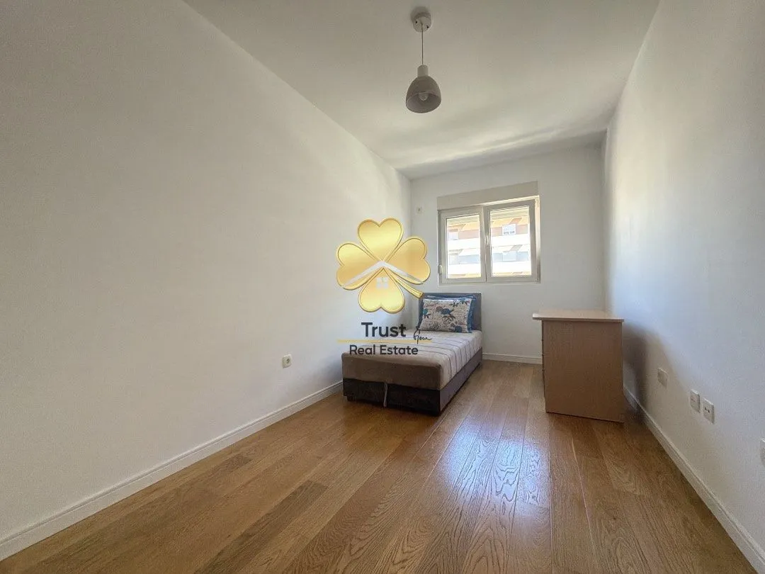 Rent, two bedroom apartment, 70m², Central Point, Podgorica