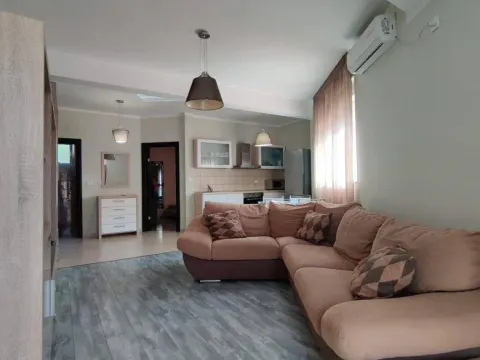 Sale, one bedroom apartment, 56m², Bečići, Budva - image 3