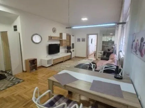 Izdavanje, dvosoban stan, 41m², Zvezdara Sve Podlokacije, Beograd - image 2