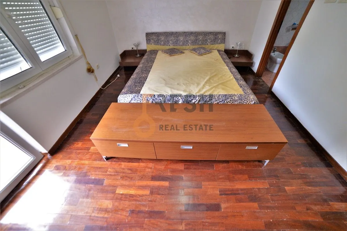 Prodaja, trosoban stan, 168m², Gorica C, Podgorica