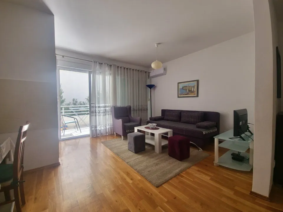 Rent, two bedroom apartment, 68m², Budva, Crna Gora