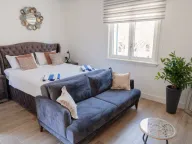 Sale, studio apartment, 45m², Luštica, Tivat - image 2