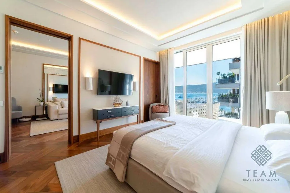 Sale, one bedroom apartment, 81m², Porto Montenegro, Tivat