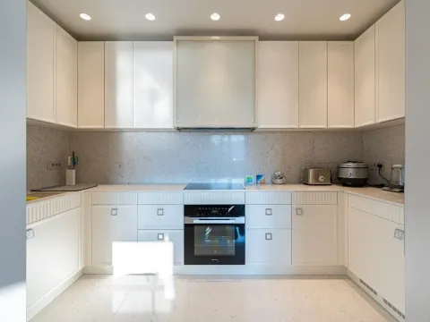 Prodaja, trosoban stan, 247m², Porto Montenegro, Tivat - image 24