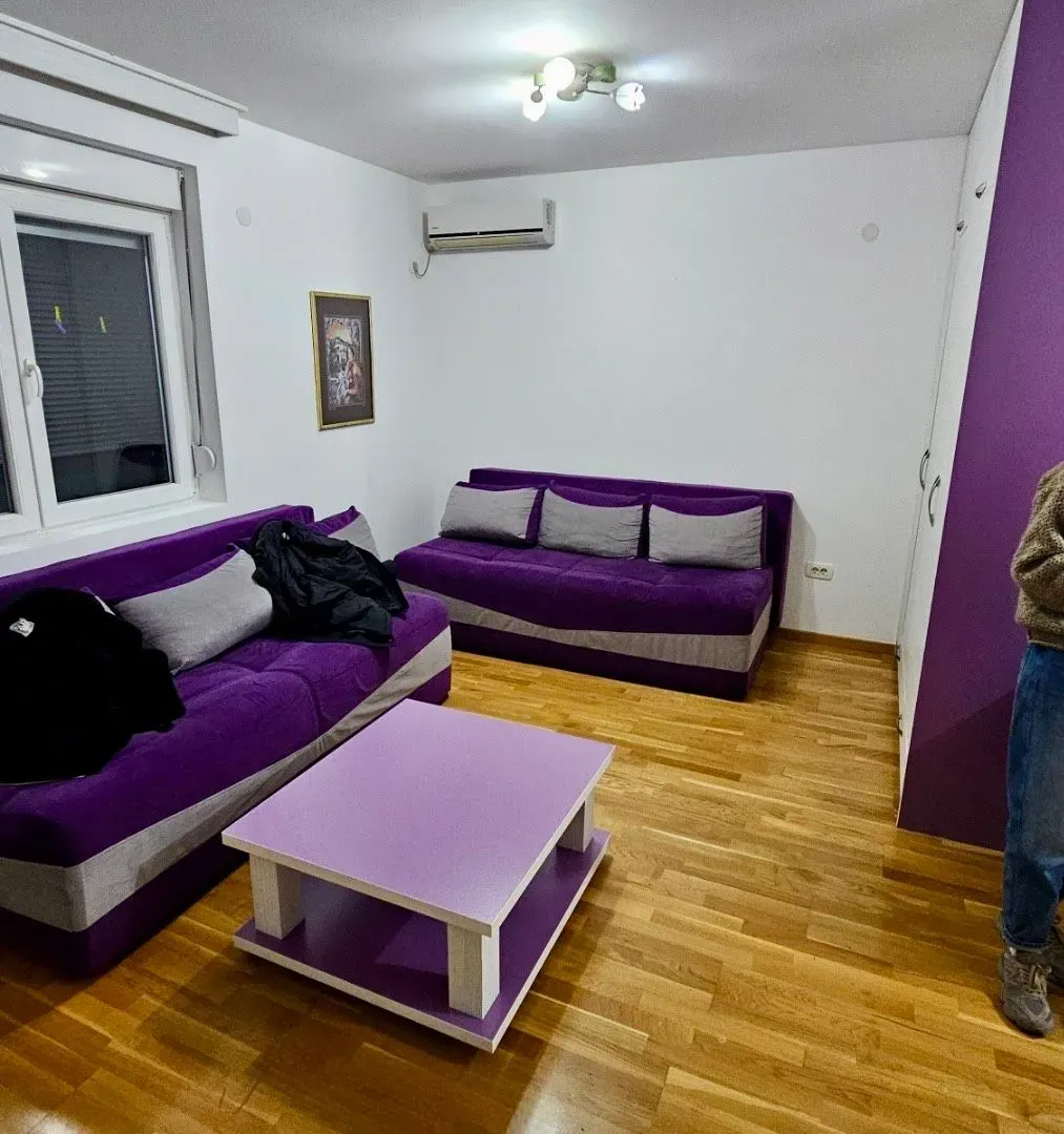 Rent, studio apartment, 40m², Stari Aerodrom, Podgorica
