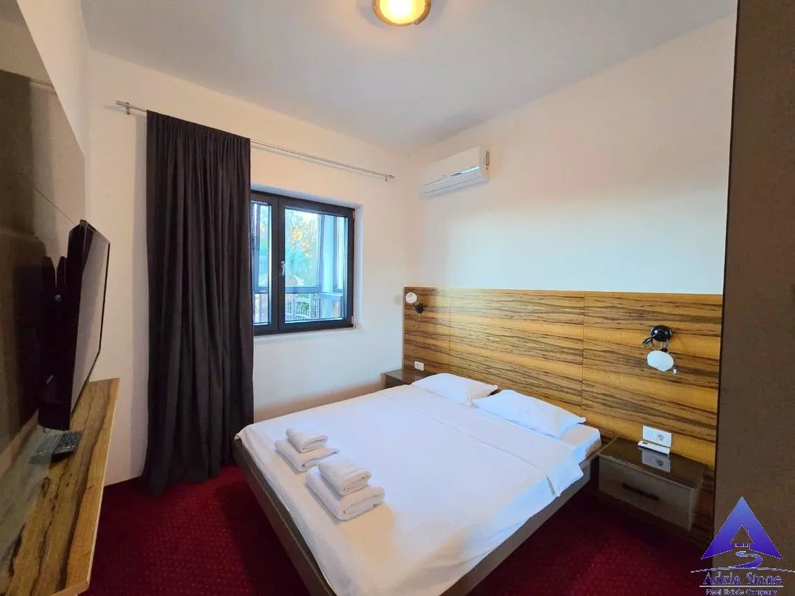Sale, two bedroom apartment, 83m², Bečići, Budva