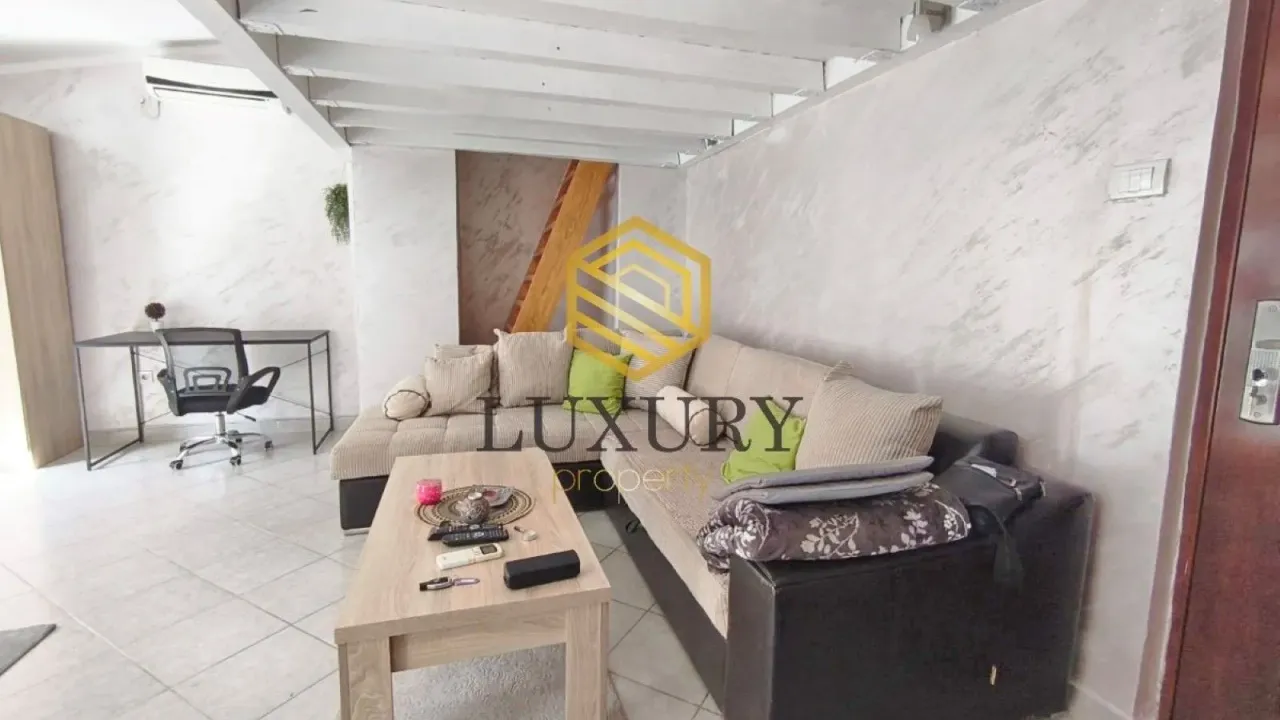 Izdavanje, garsonjera, 40m², Stari Aerodrom, Podgorica