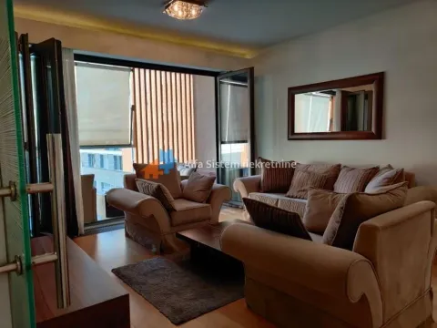 Izdavanje, dvosoban stan, 62m², Novi Beograd Blok 65, Novi Beograd Sve Podlokacije