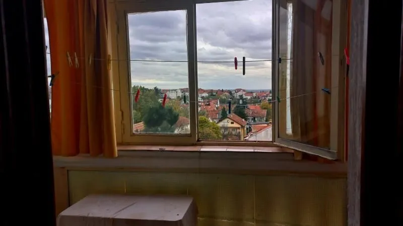 Izdavanje, dvosoban stan, 45m², Žarkovo, Beograd
