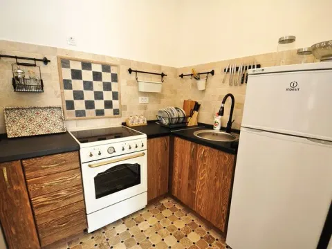 Prodaja, stan, 123m², Risan, Kotor - image 5