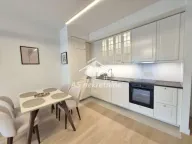 Izdavanje, trosoban stan, 78m², Savski Venac, Beograd - image 2