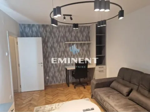 Izdavanje, dvosoban stan, 49m², Stari Grad, Beograd - image 4