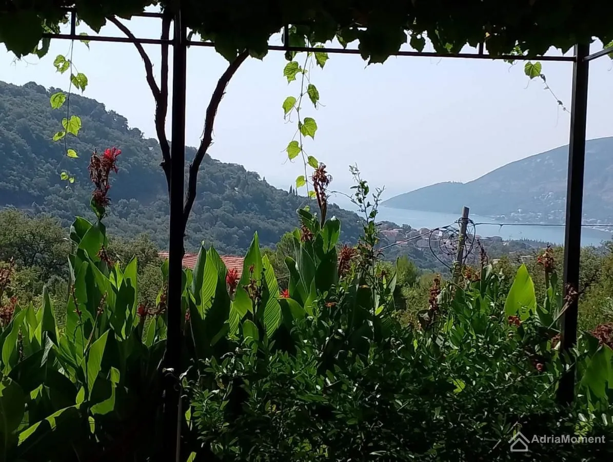 Prodaja, kuća, 193m², Mojdež, Herceg Novi