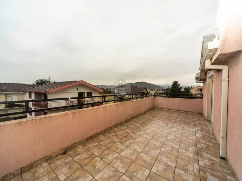 Izdavanje, dvosoban stan, 115m², Tološi, Podgorica - image 18