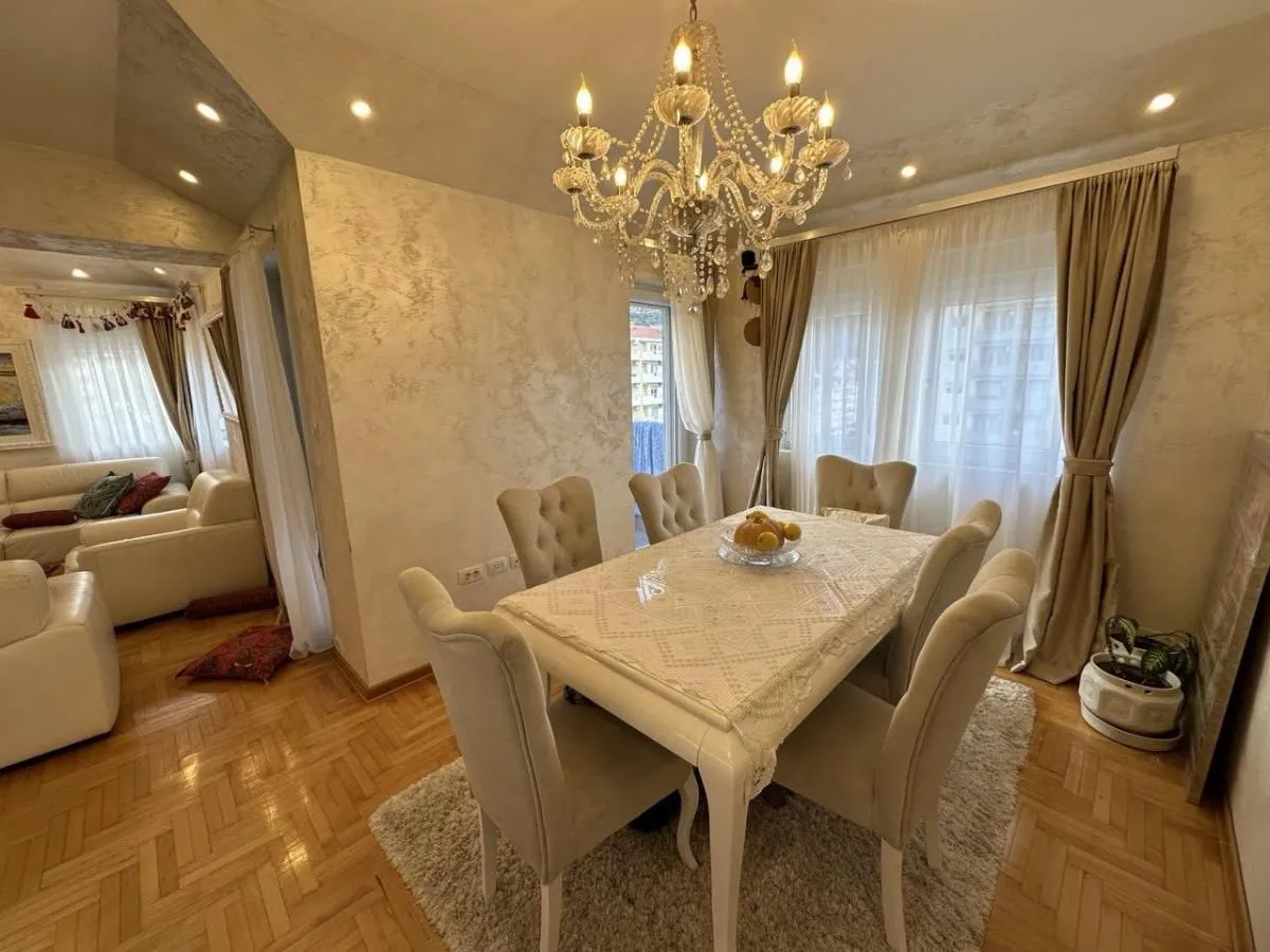 Prodaja, dvosoban stan, 90m², Budva, Crna Gora