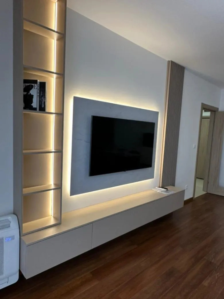 Izdavanje, dvosoban stan, 72m², Master Kvart, Podgorica
