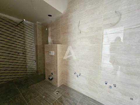 Prodaja, trosoban stan, 132m², Bečići, Budva - image 10