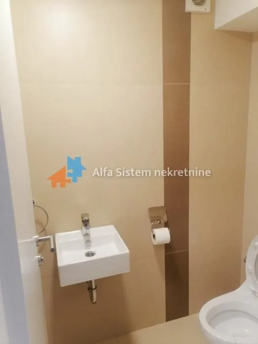 Izdavanje, trosoban stan, 69m², Sarajevska, Beograd