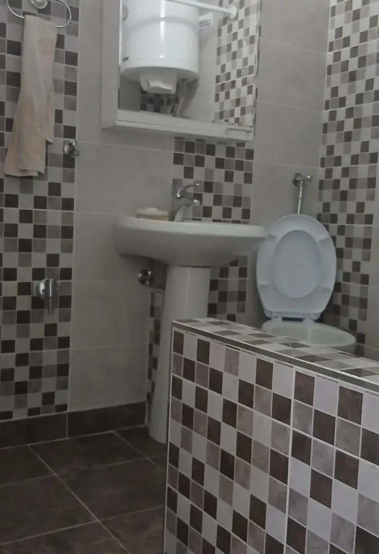 Prodaja, dvosoban stan, 61m², Kanarevo Brdo, Beograd