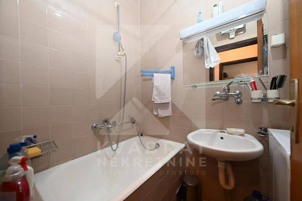 Izdavanje, garsonjera, 40m², Momišići, Podgorica
