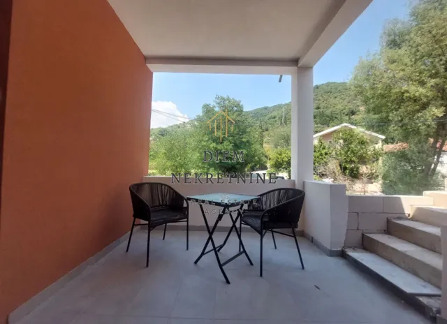 Rent, two bedroom apartment, 70m², Tivat, Crna Gora