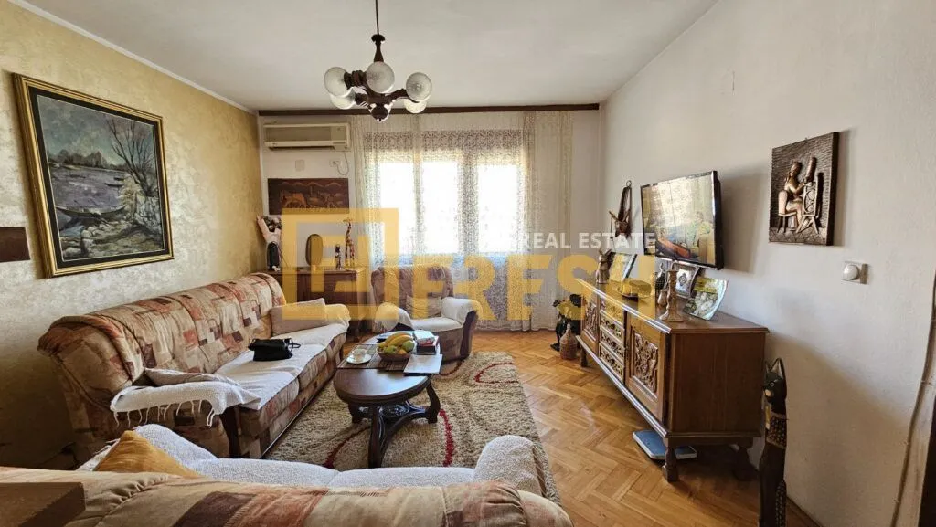 Sale, house, 115m², Stari Aerodrom, Podgorica