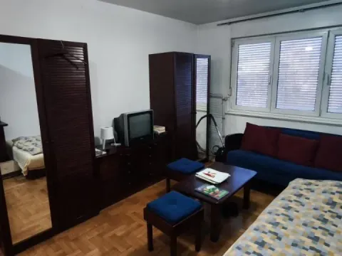 Izdavanje, garsonjera, 26m², Grbavica, Novi Sad Sve Podlokacije - image 2
