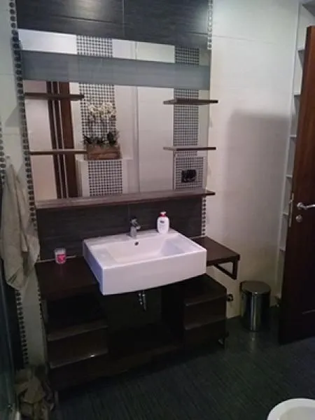Izdavanje, četvorosoban stan, 270m², Vračar Hram, Vračar Sve Podlokacije