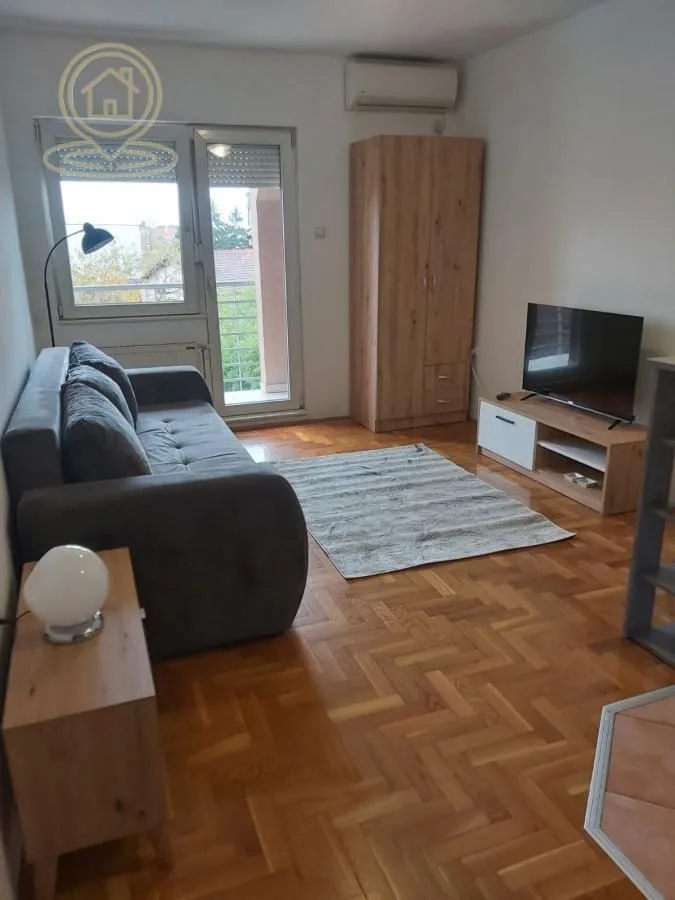 Izdavanje, garsonjera, 28m², Telep, Novi Sad Sve Podlokacije