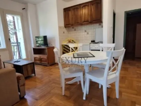 Izdavanje, jednosoban stan, 48m², Stari Aerodrom, Podgorica