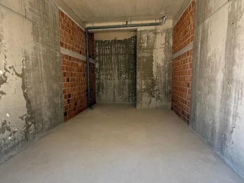 Izdavanje, poslovni prostor, 36m², New City, Podgorica - image 3