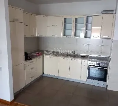 Rent, two bedroom apartment, 74m², City Kvart, Podgorica - image 1