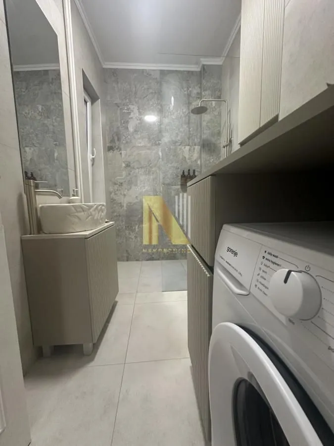 Prodaja, trosoban stan, 78m², Centar, Novi Sad