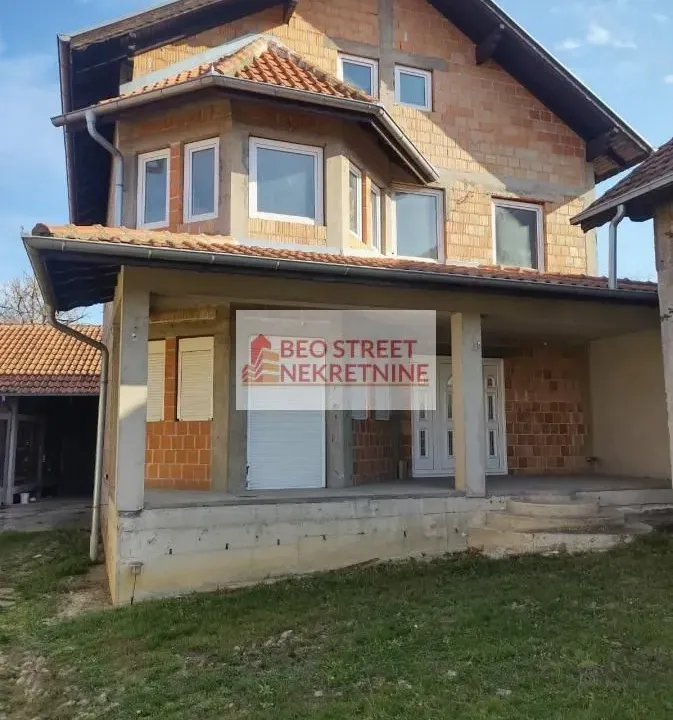 Sale, house, 188m², Petrovac na Mlavi, Srbija