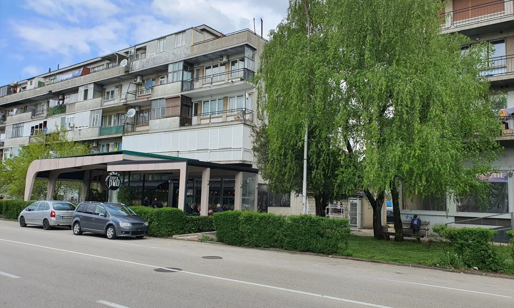 Rent, office space, 95m², Centar, Nikšić