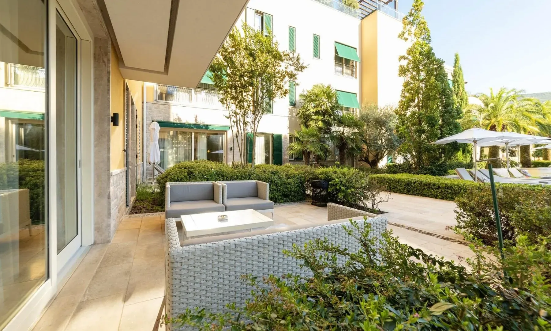 Prodaja, jednosoban stan, 90m², Portonovi, Herceg Novi