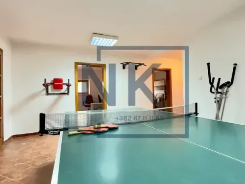 Izdavanje, kuća, 300m², Ibričevina, Podgorica - image 20