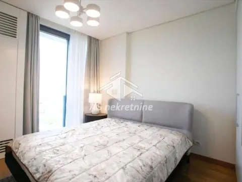Izdavanje, četvorosoban stan, 142m², Savski Venac, Beograd - image 9