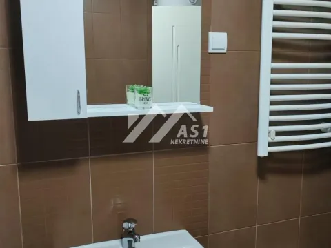 Izdavanje, dvosoban stan, 45m², Adamovićevo Naselje, Novi Sad Sve Podlokacije - image 11