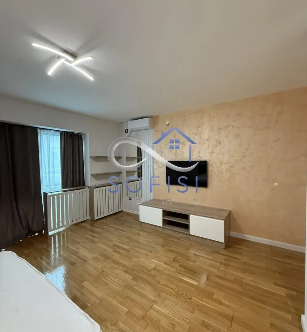 Izdavanje, četvorosoban stan, 93m², Novi Sad Sve Podlokacije, Novi Sad