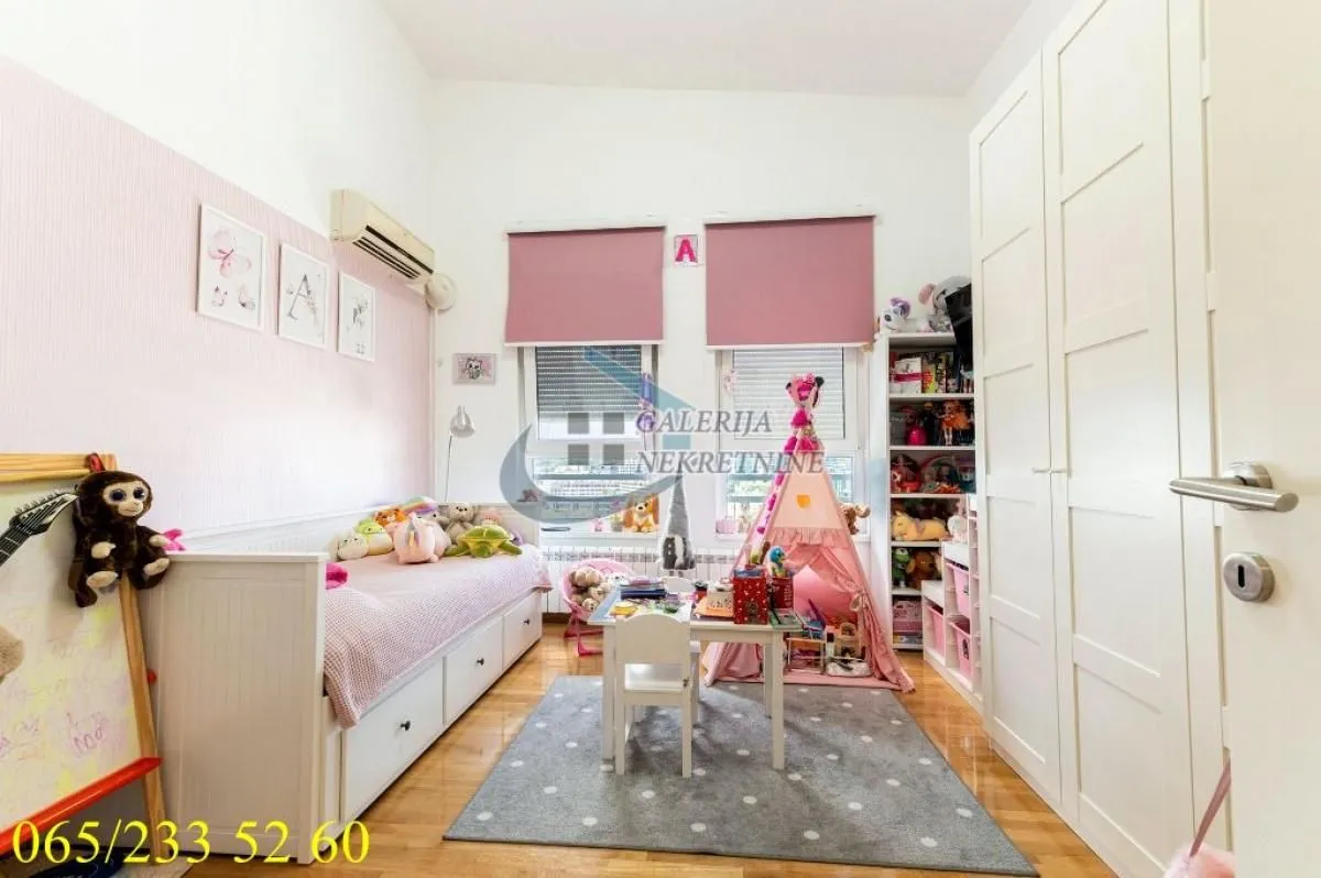 Sale, four bedroom apartment, 94m², Novi Beograd Blok 67, Novi Beograd Sve Podlokacije