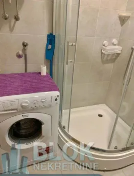 Izdavanje, jednosoban stan, 46m², Stari Aerodrom, Podgorica - image 3