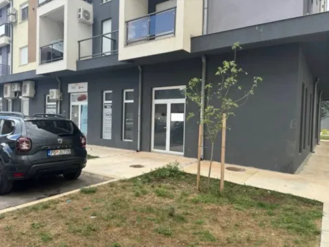 Rent, office space, 67m², Centar, Nikšić - image 5