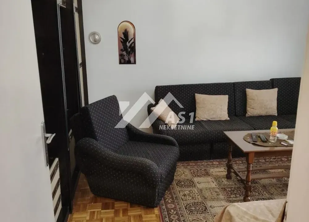 Izdavanje, jednosoban stan, 38m², Sajam, Novi Sad Sve Podlokacije