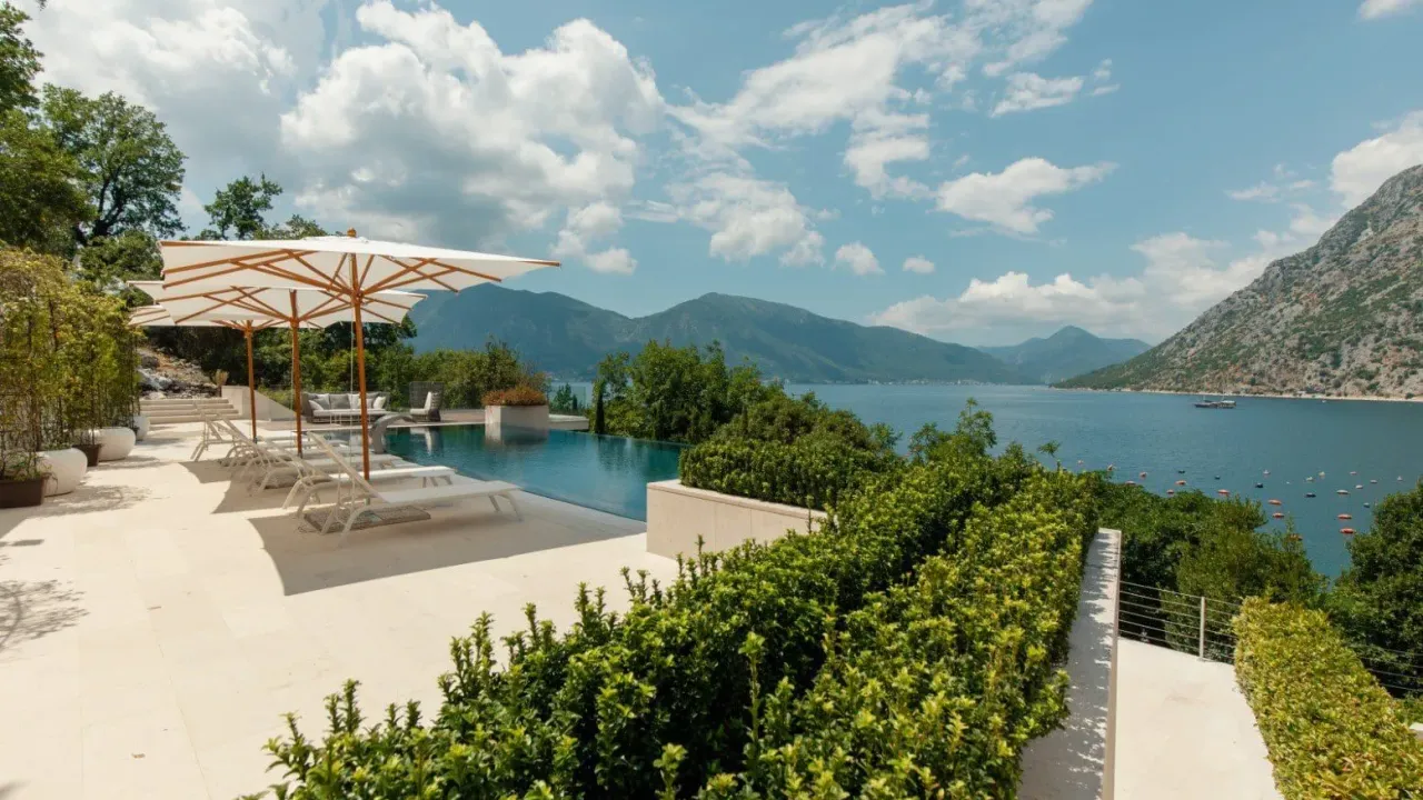 Sale, house, 526m², Orahovac, Kotor